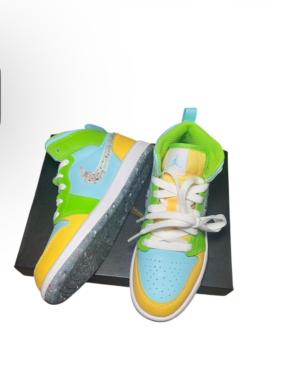 Jordan 1 Mid SE Sneakers - Blue/Green/Yellow